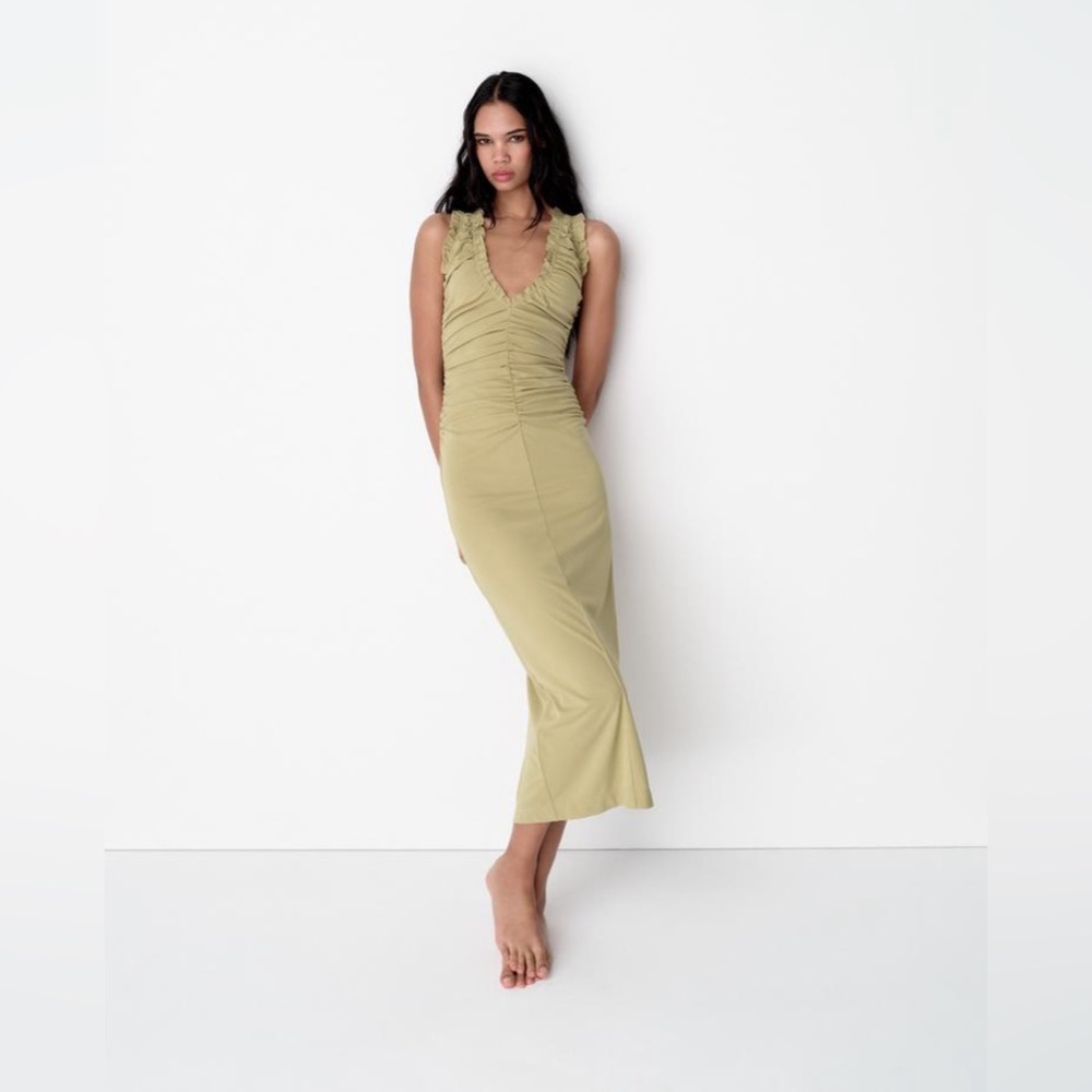 ZARA MIDI Ruffle Dress